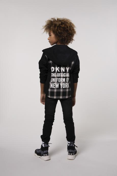 Moda infantil DKNY, the uniform of New York Moda infantil DKNY, the uniform of New York