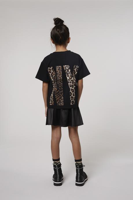 Moda infantil DKNY, the uniform of New York Moda infantil DKNY, the uniform of New York