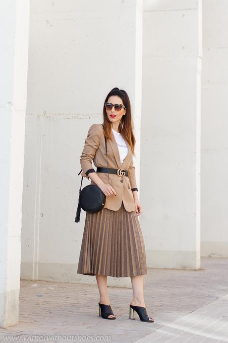 Look Falda Plisada Beige