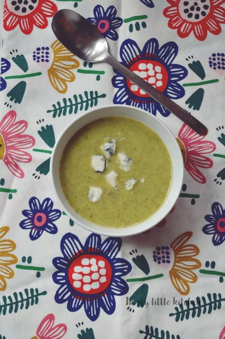 Asaltablogs- Crema de calabacín con queso azul