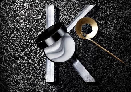 Cuidando el Cabello con Chronologiste, la Gama Premium de Kérastase chronologiste-mascarilla-regeneradora-textura