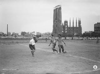 La Sagrada familia en Todos somos sospechosos