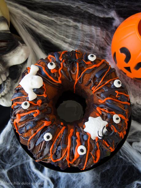 Halloween Rainbow Bundt Cake Halloween Rainbow Bundt Cake