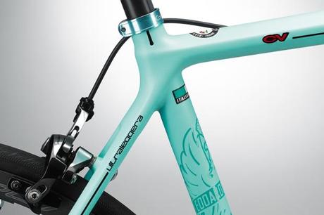 Bianchi renueva su Specialissima 2020 incluyendo frenos de disco