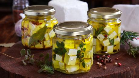 Queso en Aceite queso ena aceite marinado feta