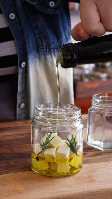 Queso en Aceite queso en aceite marinado feta