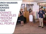 Fundación Friedrich Naumann Libertad presenta #FemaleFoward junto Díaz, directiva transexual