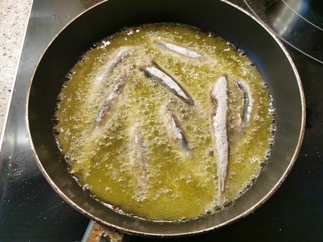 Boquerones fritos, crujientes y jugosos Boquerones fritos, crujientes y jugosos