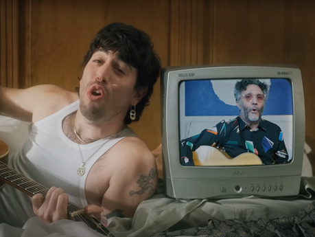 Conociendo Rusia y Fito Páez: amor luminoso rendido a ‘Tu encanto’