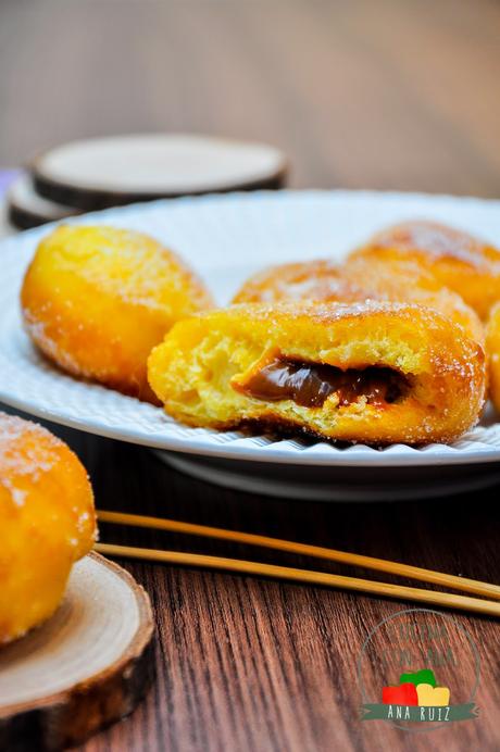 BOLLITOS FRITOS RELLENOS DE DULCE DE LECHE