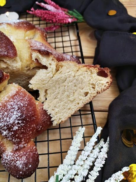 Receta de Pan de muerto. Típica de México para la celebración del Día de Muertos. Masa, lidl, panificadora, todos los santos, halloween, tradicional, horno, Cuca, otoño Receta de Pan de muerto. Típica de México para la celebración del Día de Muertos. Masa, lidl, panificadora, todos los santos, halloween, tradicional, horno, Cuca, otoño