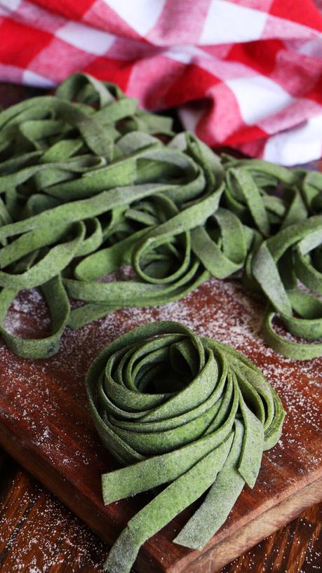 fideos de espinaca fettuccine pasta casera