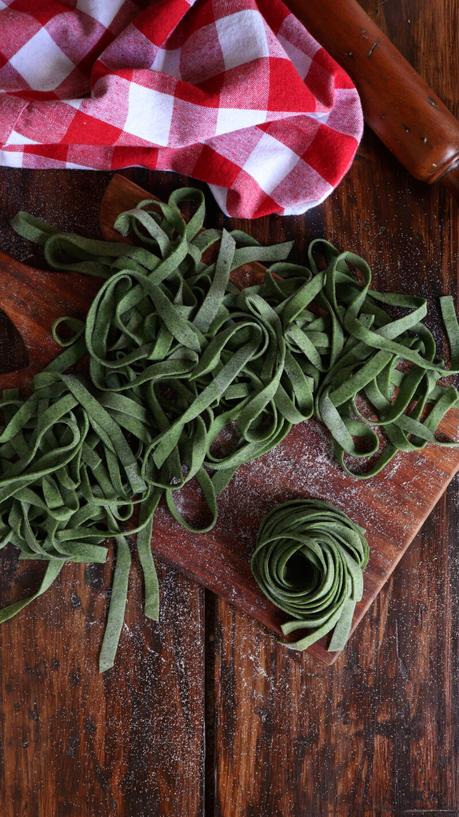 fideos de espinaca fettuccine pasta casera