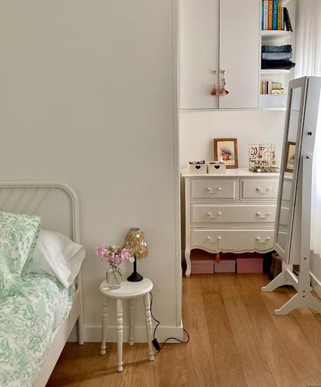 Renovando la habitación...