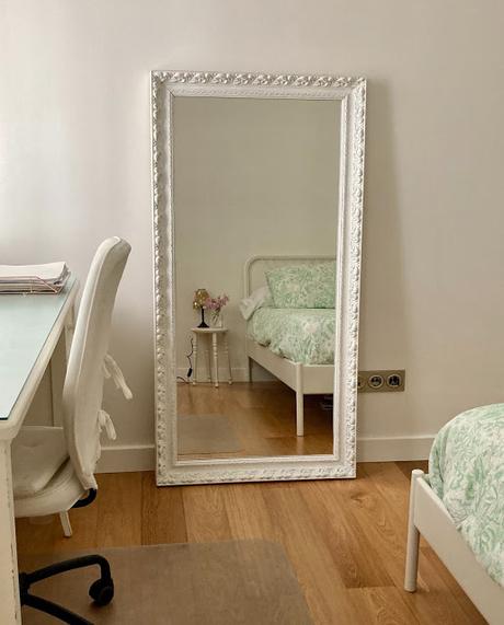 Renovando la habitación...