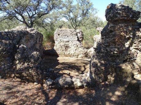 Munigua: Un pueblo romano secreto a una hora de Sevilla. Parte I, la zona terrenal.