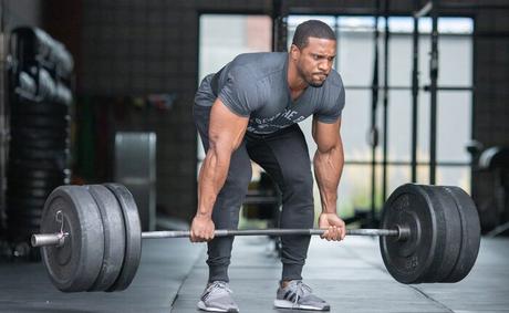 Por qué correr no es la mejor manera de capacitar a los agentes de policía Peso muerto con barra pesada