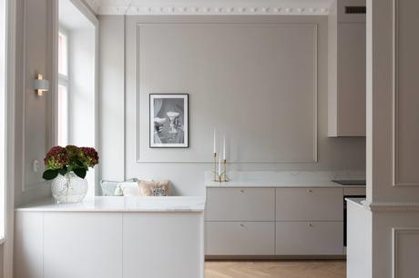 tiny scandi apartment suelos de madera en espiga suelo parquet scandinavian style scandinavian apartment refined decor nordic style minimal scandinavian decor madera maciza suelos interior design hard wood floor estilo nórdico escandinavo elegant scandinavian elegant decor decoración nórdica decoración elegante decoración de salones decoración de interiores tiny scandi apartment suelos de madera en espiga suelo parquet scandinavian style scandinavian apartment refined decor nordic style minimal scandinavian decor madera maciza suelos interior design hard wood floor estilo nórdico escandinavo elegant scandinavian elegant decor decoración nórdica decoración elegante decoración de salones decoración de interiores