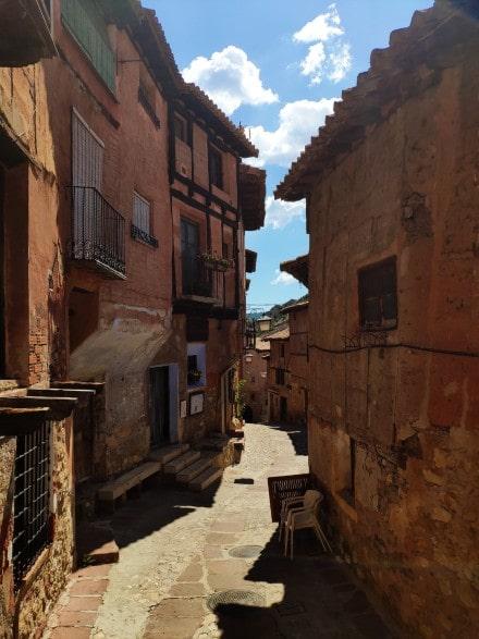 Qué ver en Albarracín, probablemente el pueblo más bonito de España laberintos-albarracin
