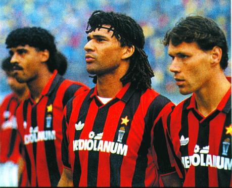 Gullit, Van Basten y Rijkaard. Un trío de oro.