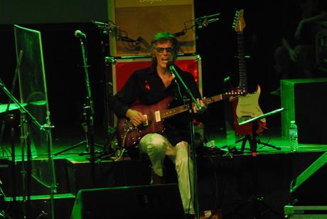 Luis Alberto Spinetta - Spinetta y las Bandas Eternas (DVD - 2012)