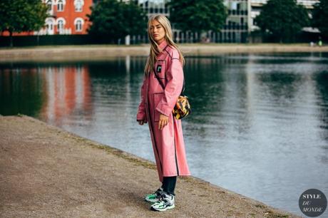 Cómo combinar tus sneakers favoritas con tu look diario Cómo combinar tus sneakers favoritas con tu look diario
