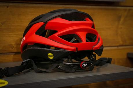 ¿Ya conoces el nuevo Casco Giro Syntax MIPS? ¿Ya conoces el nuevo Casco Giro Syntax MIPS?