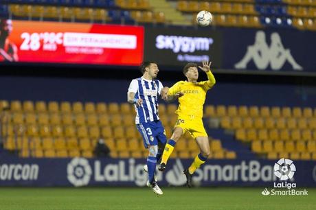 La Ponferradina se lleva los tres puntos en el Santo Domingo en un soporífero partido (1-0)