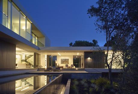 Casa Moderna y Horizontal en Los Hills, California