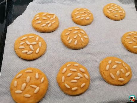 Galletas de piñones