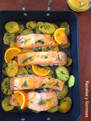 SALMON CON SALSA DE NARANJA Y VINO