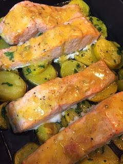 SALMON CON SALSA DE NARANJA Y VINO