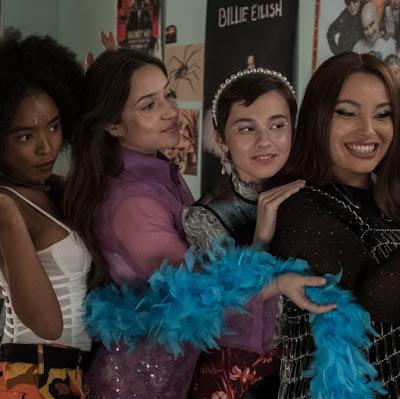 Jovenes y Brujas, Un remake sin gancho Jovenes y Brujas, Un remake sin gancho