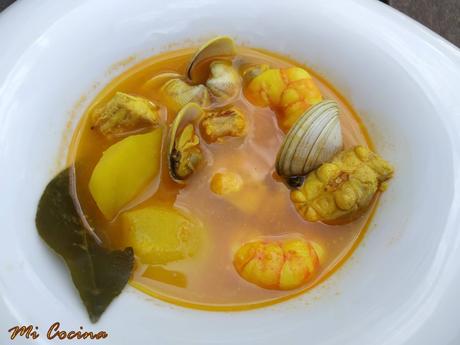 GUISAILLO DE PAPAS CON PINTARROJA, ALMEJAS Y LANGOSTINOS GUISAILLO DE PAPAS CON PINTARROJA, ALMEJAS Y LANGOSTINOS