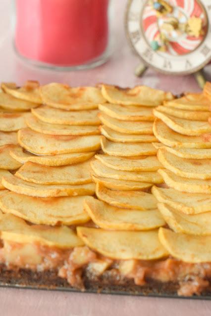 Tarta Vegana de Manzana y Canela Tarta Vegana de Manzana y Canela