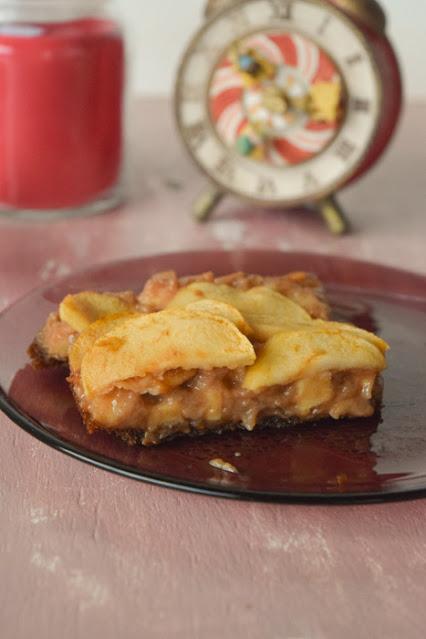 Tarta Vegana de Manzana y Canela Tarta Vegana de Manzana y Canela