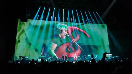 El Coloso Roger Waters, nosotros y ellos