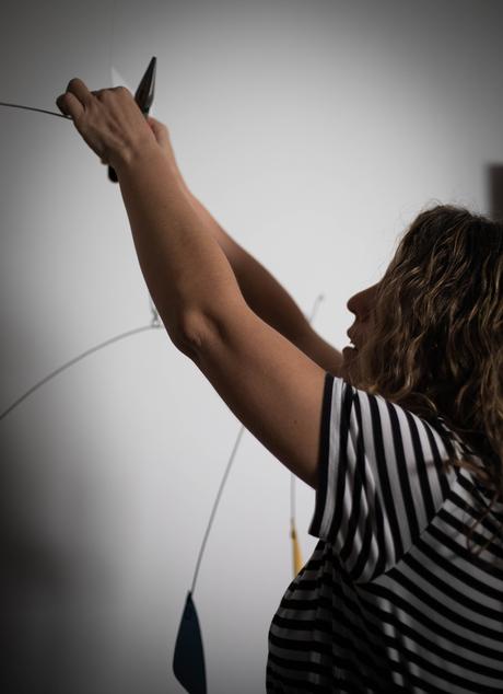 Aire: Los móviles de Leticia Viera que homenajean a Alexander Calder DANIEL-33