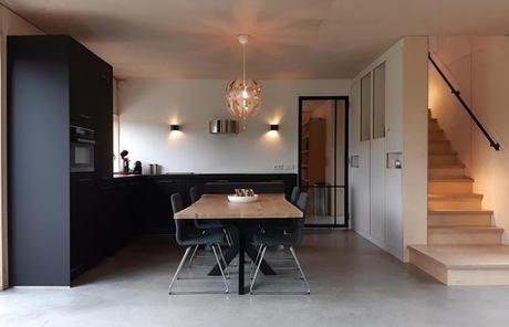 Casa Prefabricada Estilo Minimalista en Tilburg, Paises Bajos