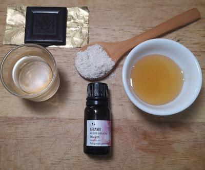 Mascarilla de chocolate  y avena y aceite esencial de geranio