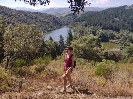 ruta-canteros-paisaje-embalse 