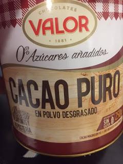 PASTEL DE CHOCOLATE, UVA Y QUESO