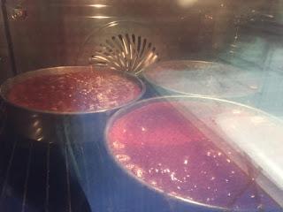 PASTEL DE CHOCOLATE, UVA Y QUESO