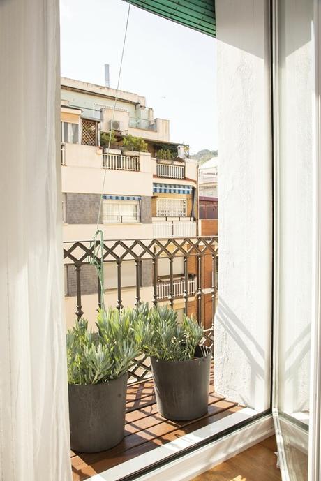 scandinavian spain scandinavian barcelona piso en barcelona moderno penthouse decor open-plan open concept nordic style barcelona modern apartment mediterranean interiors interior desing duplex interiors decoración y diseño de pisos pequeños decoración moderna decoración de interiores decoración contemporánea decor barcelona interiors apartment bcn  