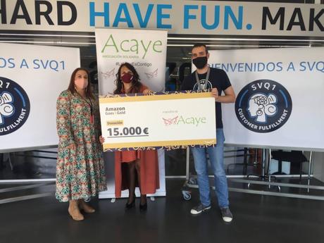 Amazon dona 15.000€ a la asociacion nazarena Acaye