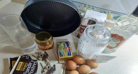 Los ingredientes necesarios para hacer la tarta sacher en Thermomix