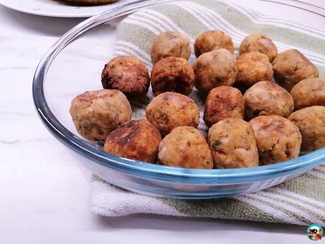 Albóndigas salmón con salsa de manzanas