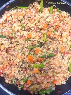 ARROZ INTEGRAL CON CASTAÑAS, BONIATO Y  GRANADA