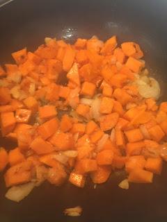 ARROZ INTEGRAL CON CASTAÑAS, BONIATO Y  GRANADA