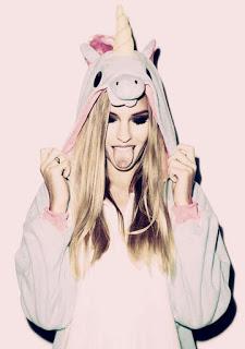 (Recopilación) Relatos Halloween by Evelyn Cuellar (Recopilación) Relatos Halloween by Evelyn Cuellar